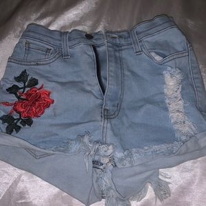 Shorts - with rose print high waisted